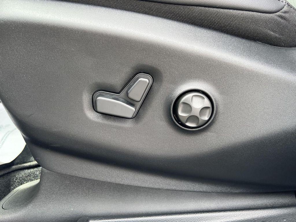 new 2027 Chrysler Pacifica car, priced at $46,122