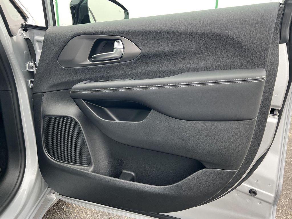 new 2026 Chrysler Voyager car, priced at $40,454