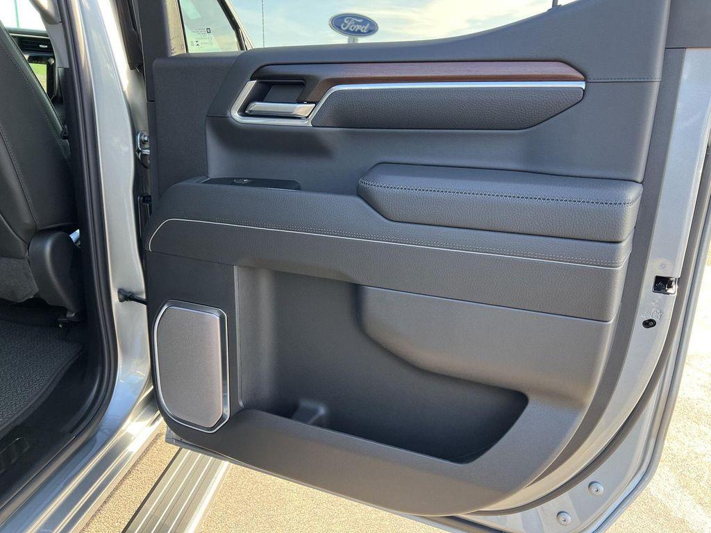 new 2026 GMC Sierra 1500 car, priced at $70,243