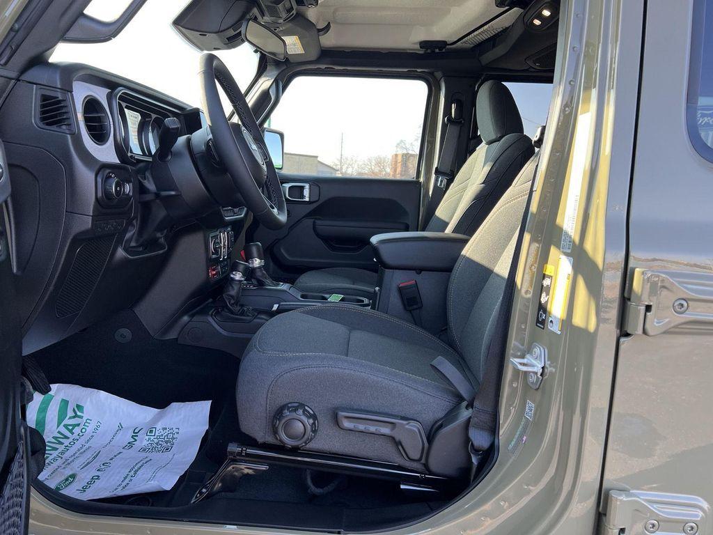 new 2026 Jeep Wrangler car, priced at $50,912