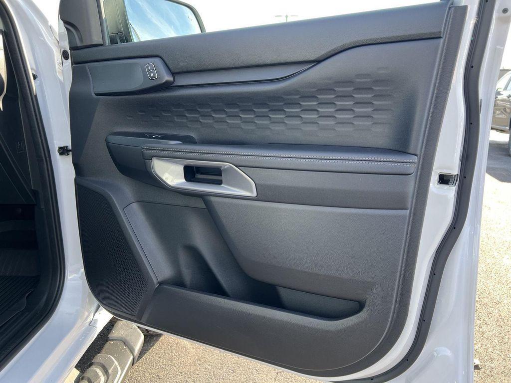 new 2025 Ford Ranger car, priced at $43,820