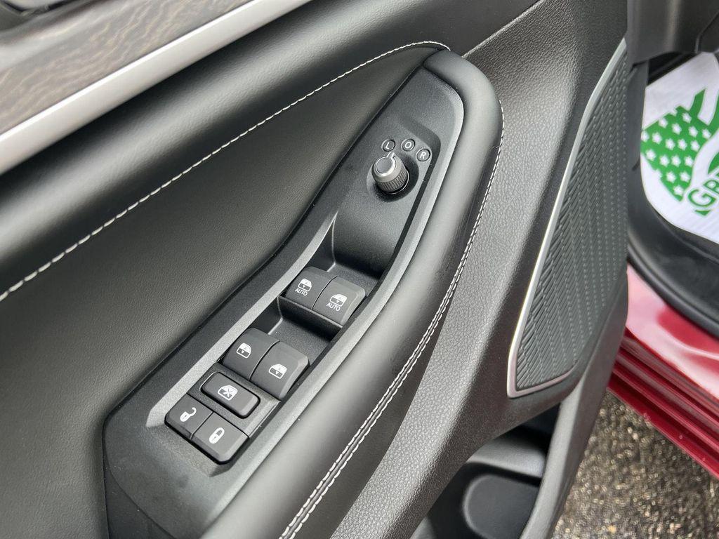 new 2026 Jeep Grand Cherokee car, priced at $50,052