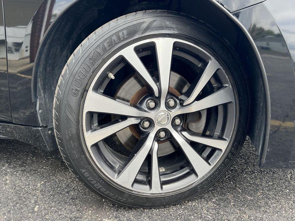 used 2016 Nissan Maxima car, priced at $11,876