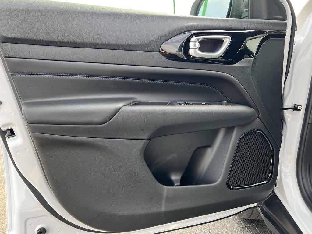 new 2026 Jeep Compass car, priced at $32,159