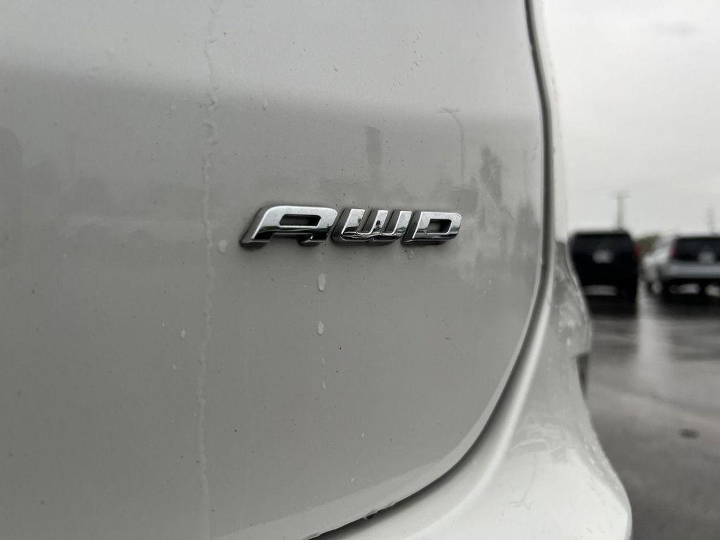 used 2024 Ford Edge car, priced at $30,656