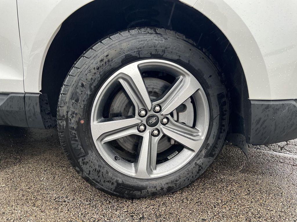 used 2024 Ford Edge car, priced at $30,656