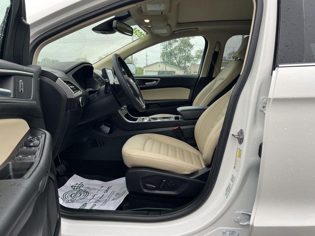 used 2024 Ford Edge car, priced at $30,656