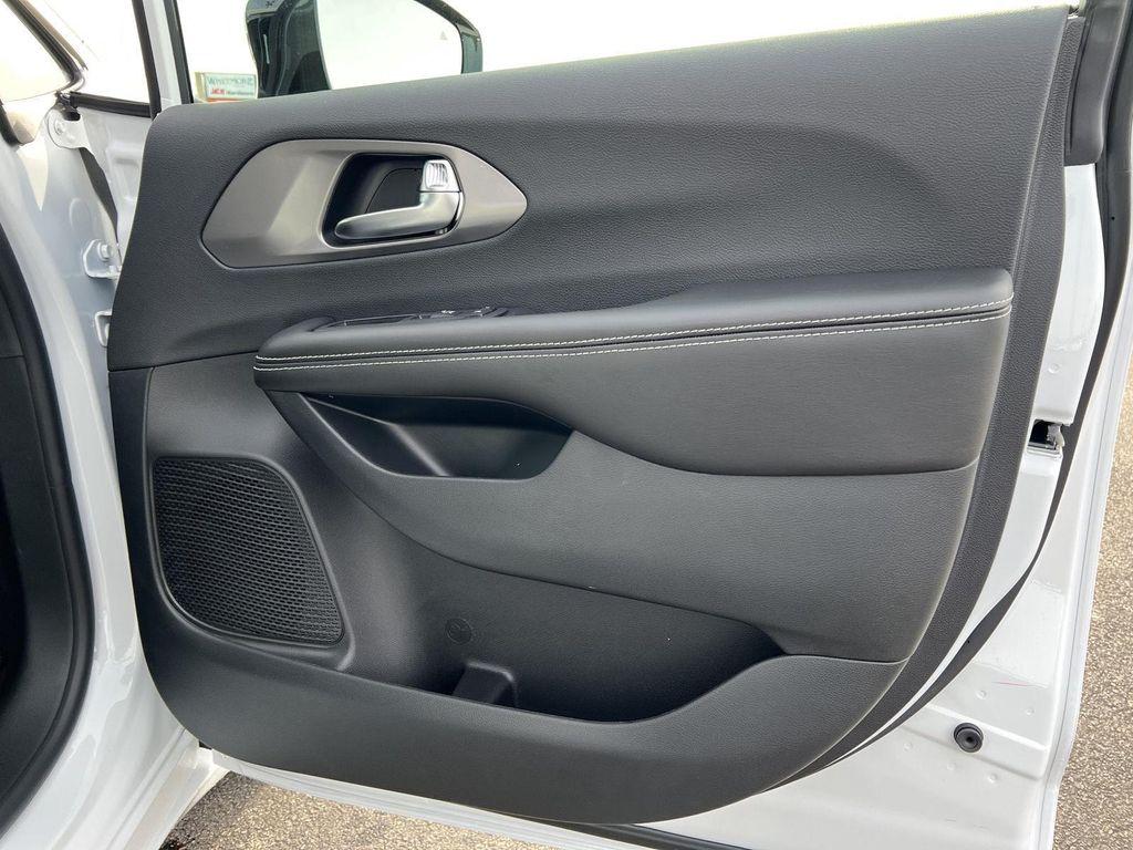 new 2026 Chrysler Voyager car, priced at $39,639