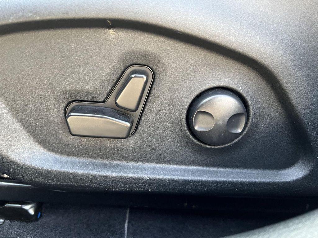 used 2023 Jeep Compass car, priced at $20,876