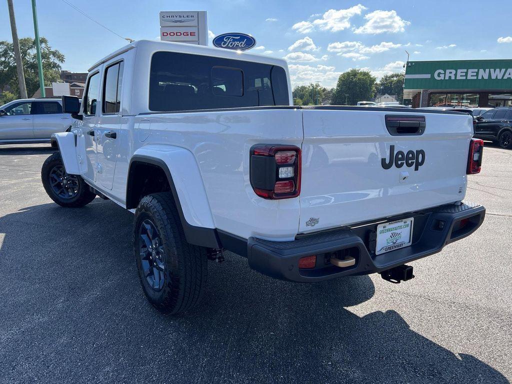 new 2026 Jeep Gladiator car, priced at $49,504