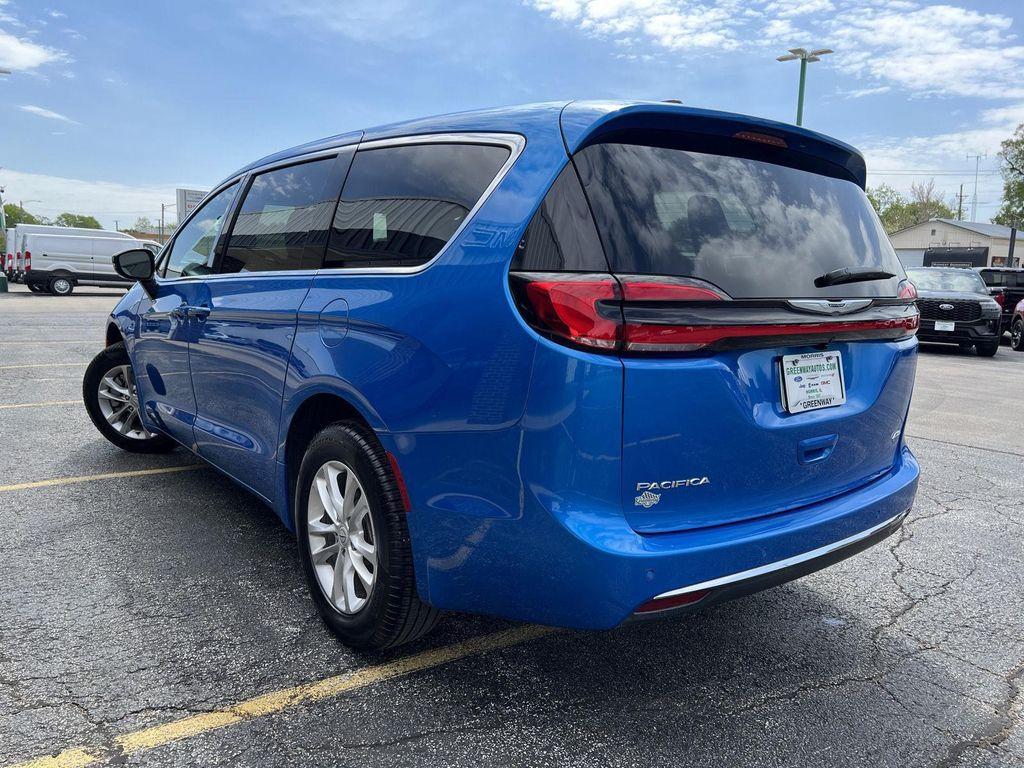 used 2026 Chrysler Pacifica car, priced at $42,677
