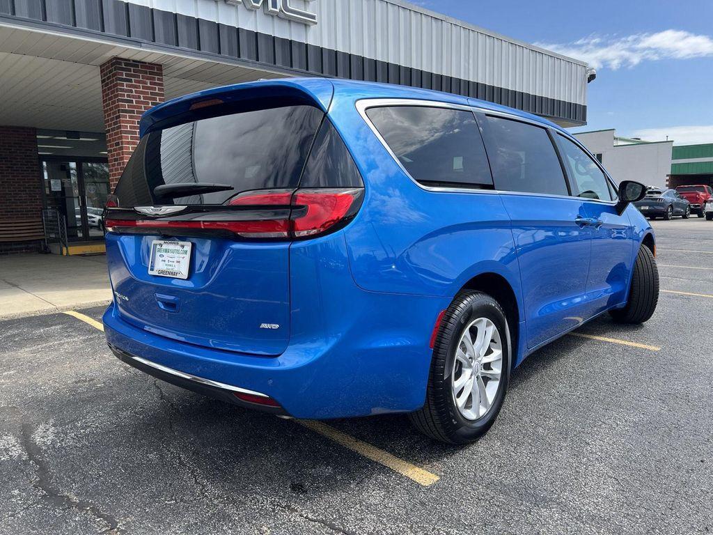 used 2026 Chrysler Pacifica car, priced at $42,677