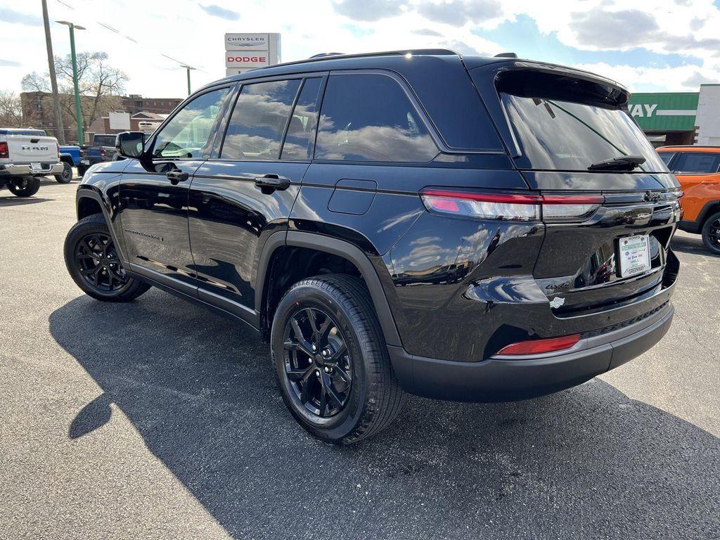 new 2026 Jeep Grand Cherokee car, priced at $46,739