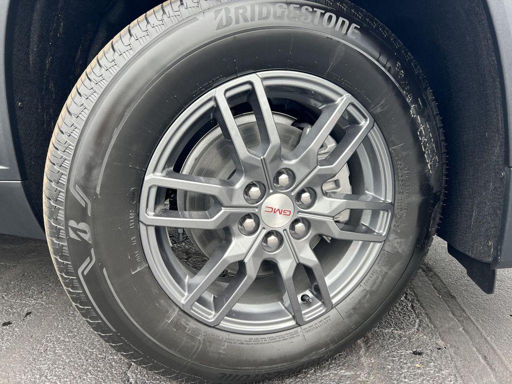 new 2027 GMC Acadia car, priced at $48,585