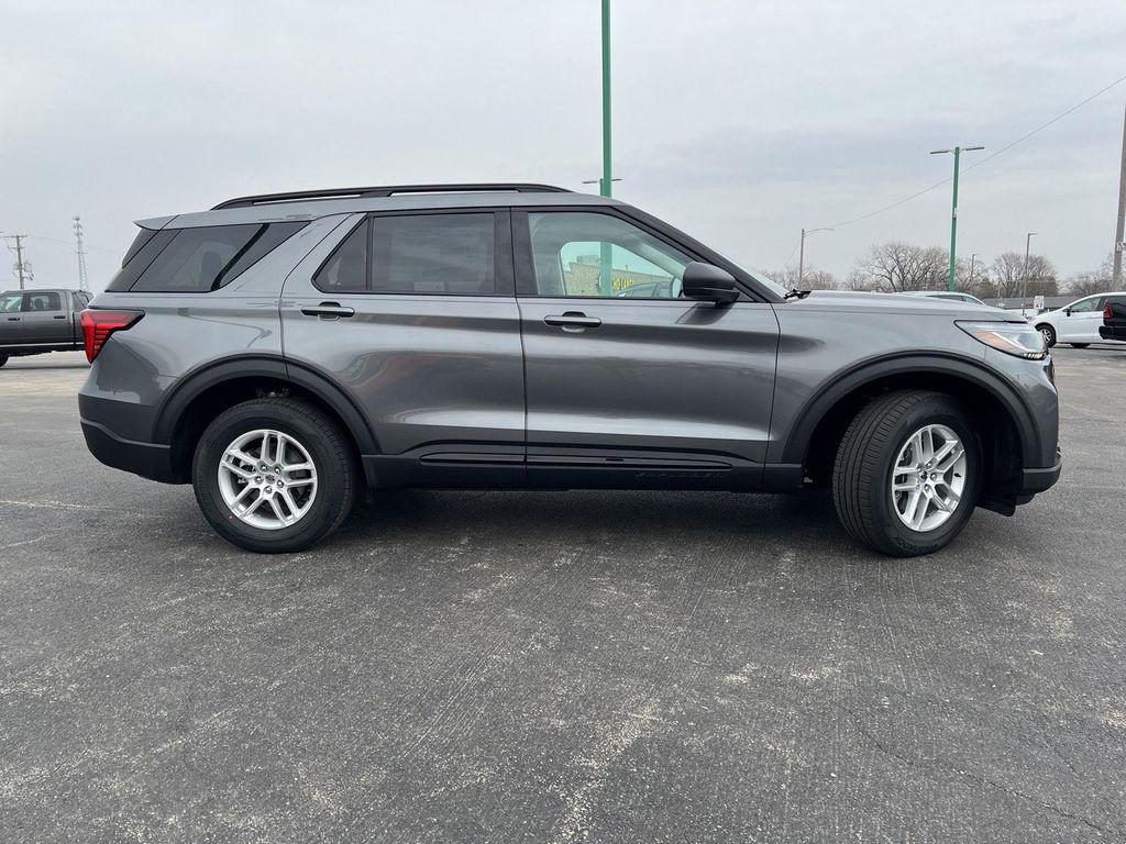new 2026 Ford Explorer car, priced at $40,619