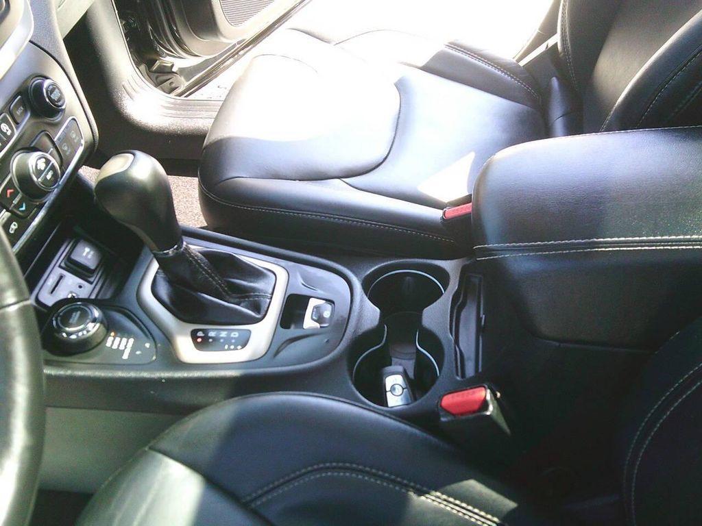 used 2015 Jeep Cherokee car, priced at $8,990