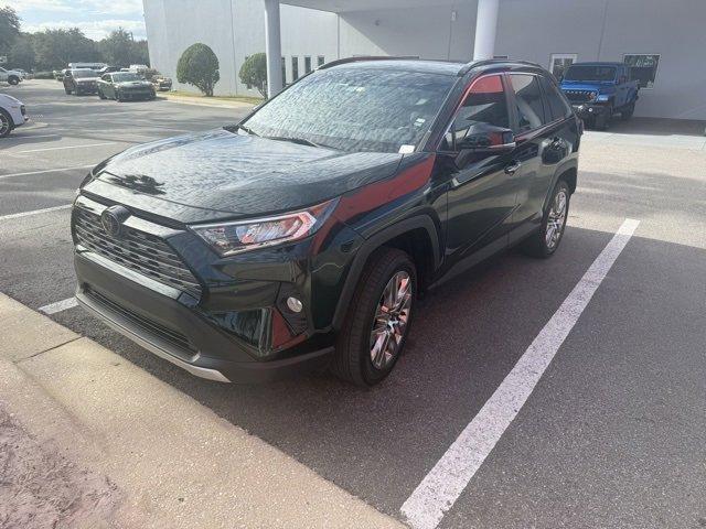 used 2020 Toyota RAV4 car, priced at $27,988