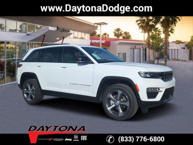 new 2025 Jeep Grand Cherokee car, priced at $49,119