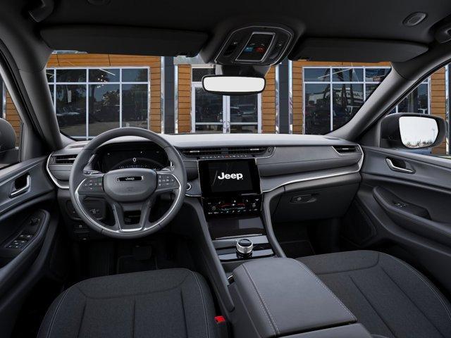 new 2026 Jeep Grand Cherokee car, priced at $41,624