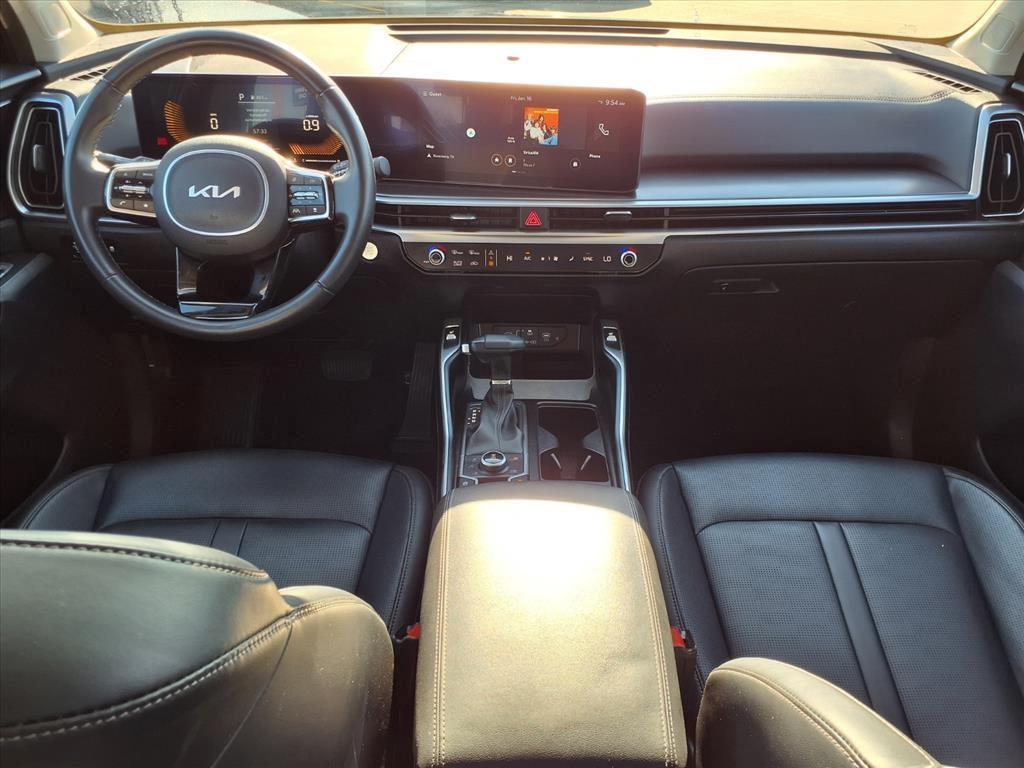 used 2024 Kia Sorento car, priced at $26,829