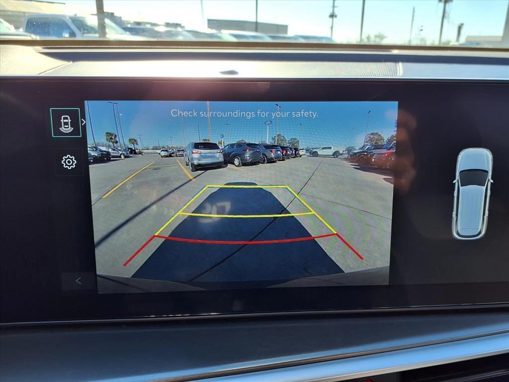 used 2024 Kia Sorento car, priced at $26,829