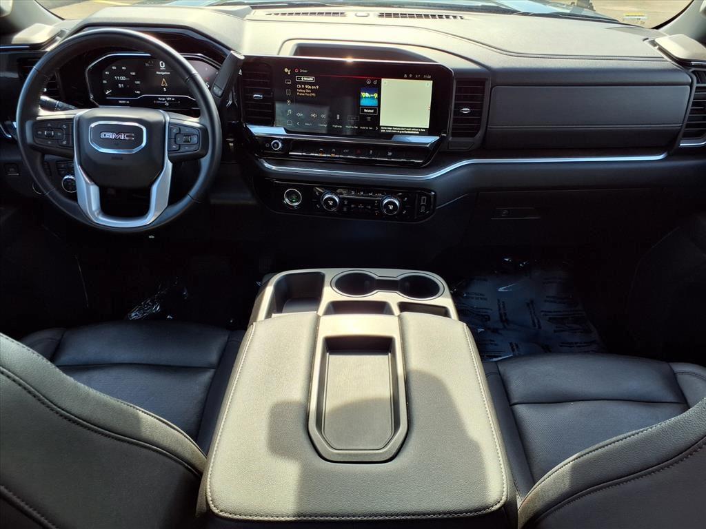 used 2024 GMC Sierra 1500 car, priced at $43,900