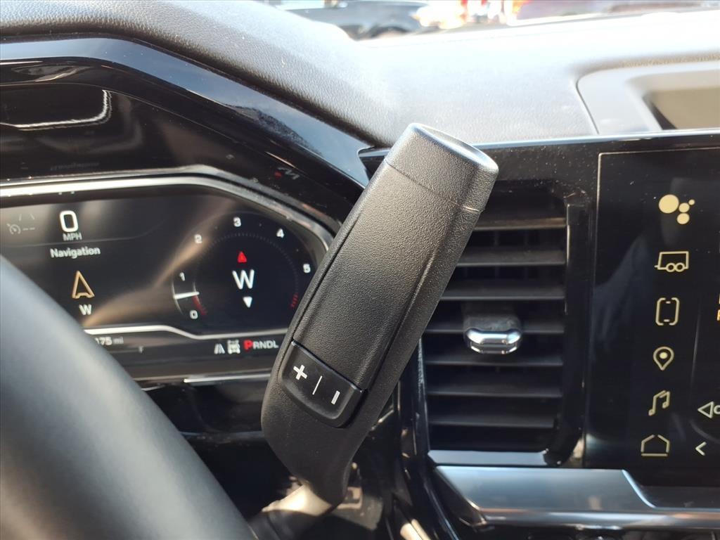 used 2024 GMC Sierra 1500 car, priced at $43,900