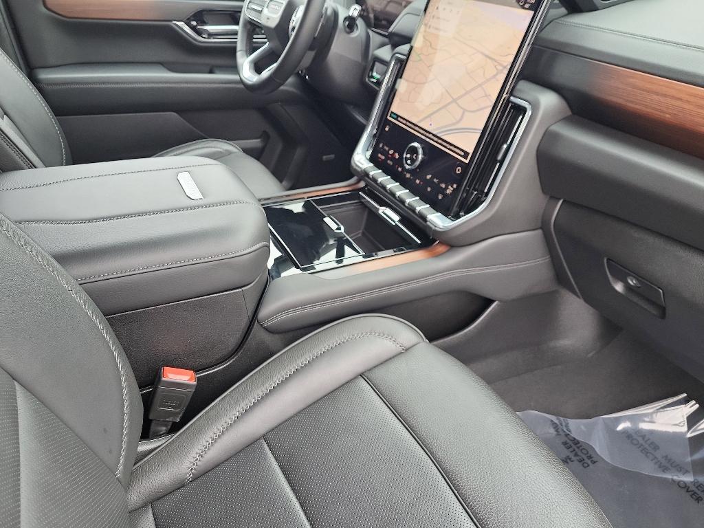 used 2025 GMC Yukon XL car, priced at $75,691