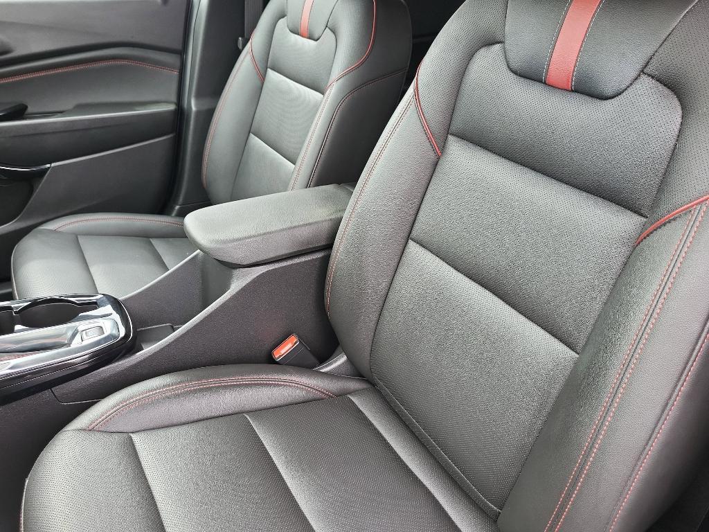 used 2024 Chevrolet Trax car, priced at $22,291