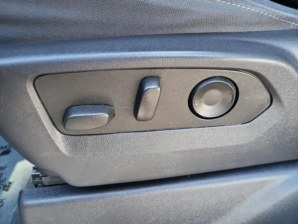 used 2025 Chevrolet Silverado 1500 car, priced at $43,787