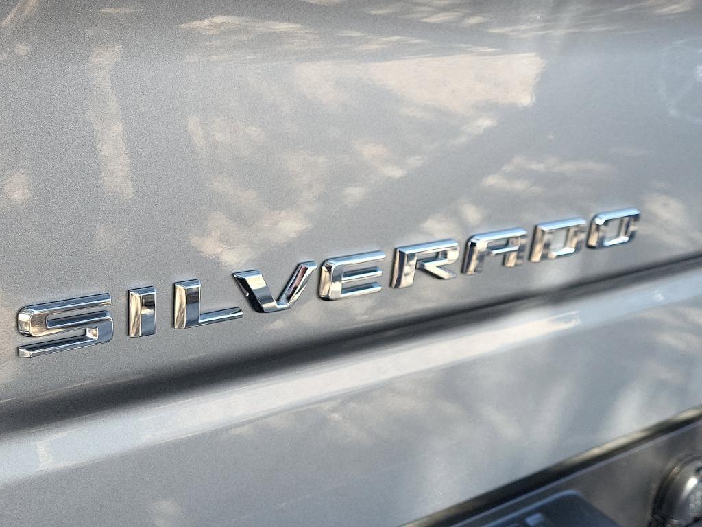used 2025 Chevrolet Silverado 1500 car, priced at $43,787
