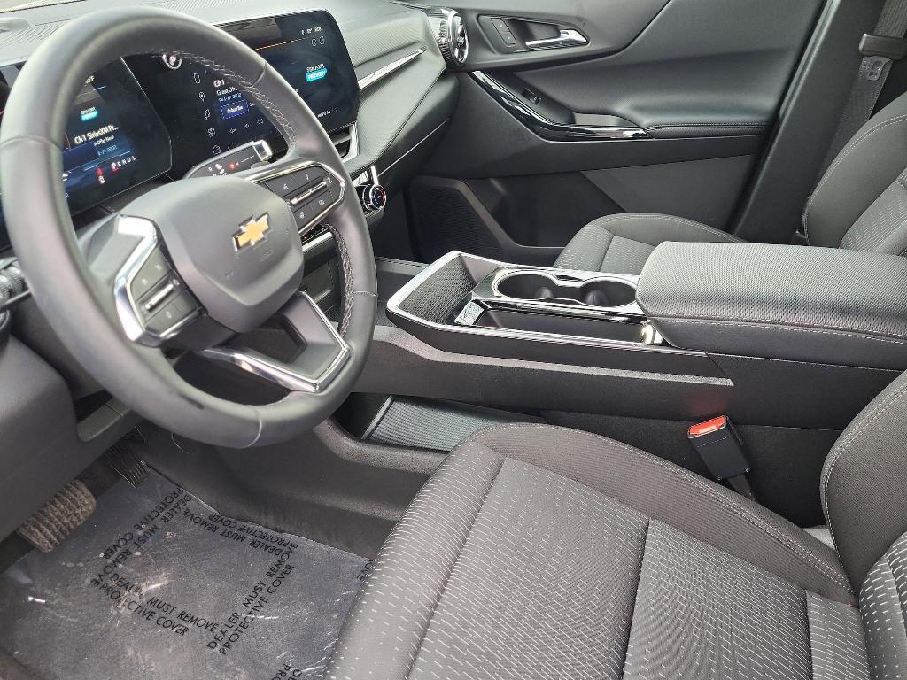 used 2025 Chevrolet Equinox car, priced at $27,991