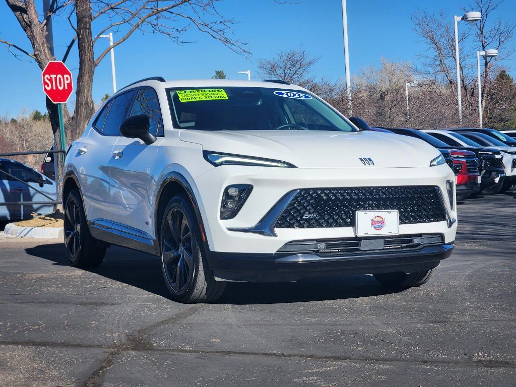 used 2025 Buick Envision car, priced at $30,000