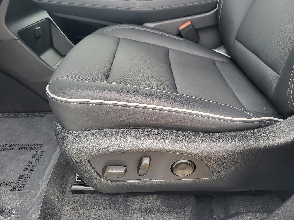 used 2025 Buick Enclave car, priced at $34,591