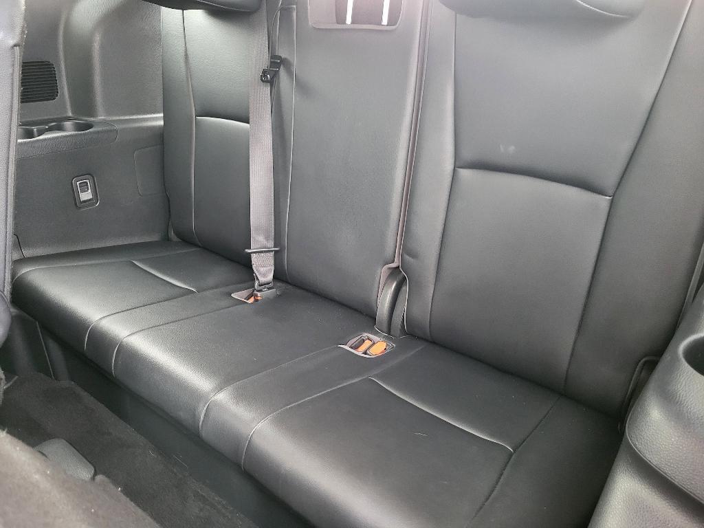 used 2020 Toyota Highlander car, priced at $25,690