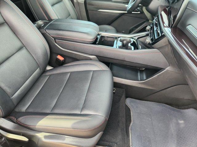 used 2025 Chevrolet Traverse car, priced at $46,917