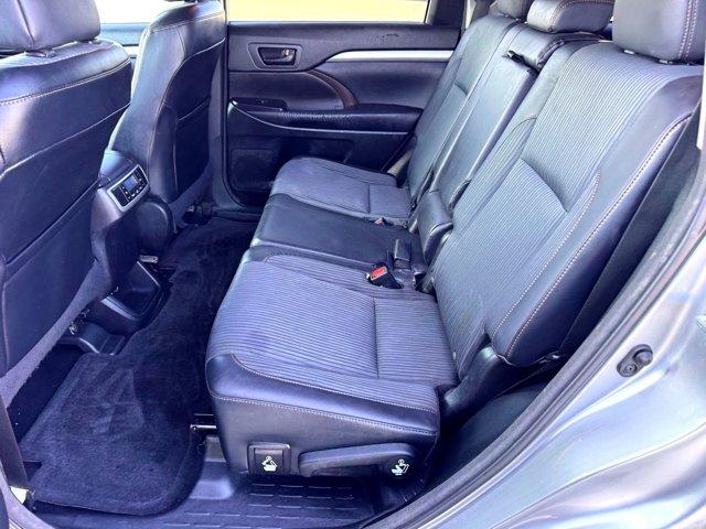 used 2015 Toyota Highlander car, priced at $14,907