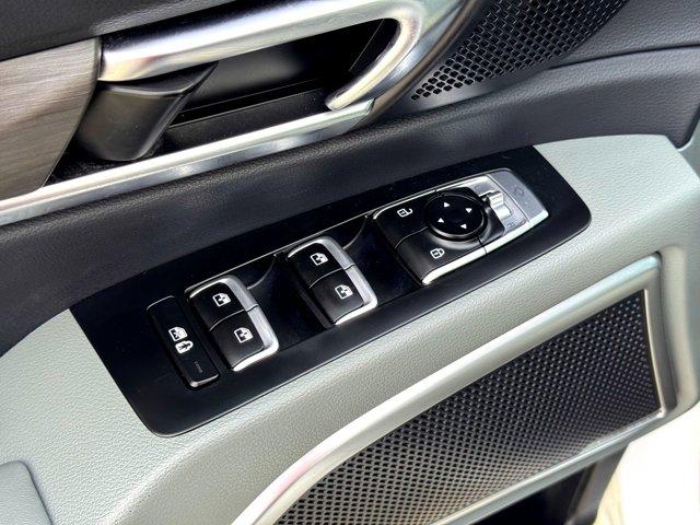 used 2023 Kia Telluride car, priced at $31,517