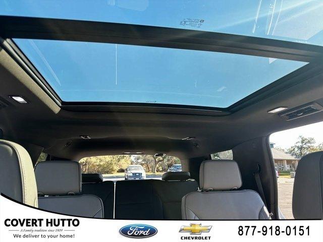 used 2022 GMC Yukon car, priced at $49,920