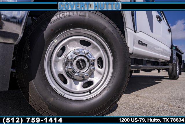 new 2025 Ford F-250 car, priced at $75,309