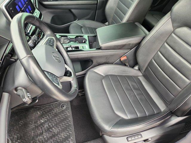 used 2024 Volkswagen Atlas Cross Sport car, priced at $31,919