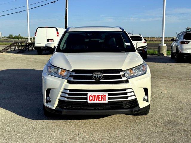 used 2019 Toyota Highlander car, priced at $22,520
