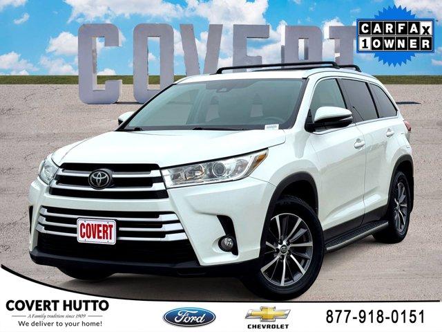 used 2019 Toyota Highlander car, priced at $20,908