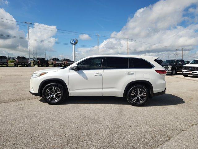 used 2018 Toyota Highlander car, priced at $22,715