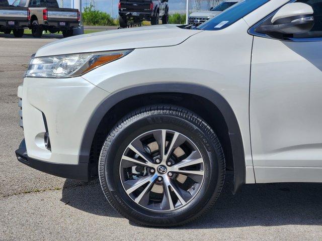 used 2018 Toyota Highlander car, priced at $22,715