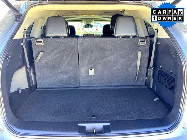 used 2022 Toyota Highlander car, priced at $33,406