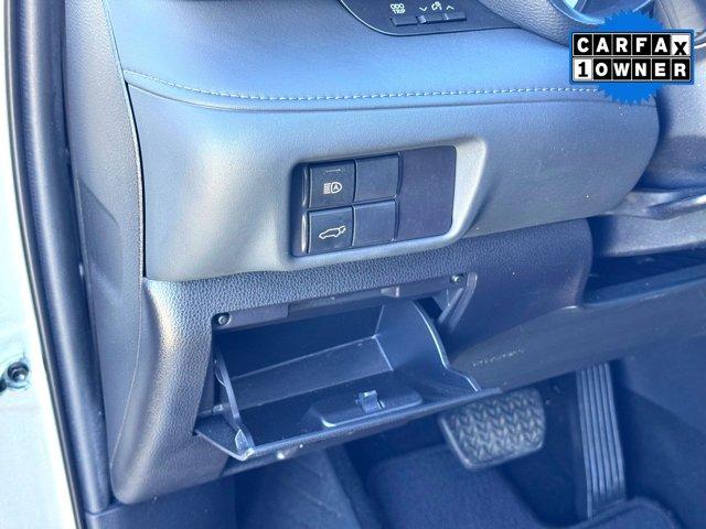 used 2022 Toyota Highlander car, priced at $33,406