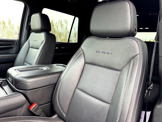 used 2024 GMC Yukon car, priced at $59,315