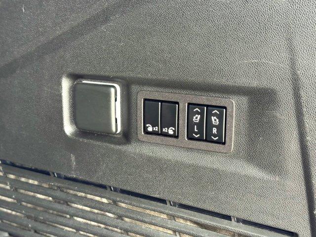 used 2024 GMC Yukon car, priced at $59,315