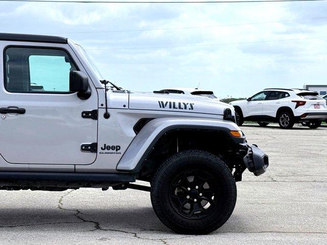 used 2021 Jeep Gladiator car, priced at $28,915